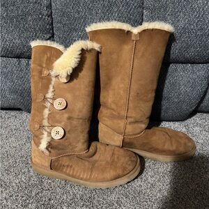Ugg tall boots